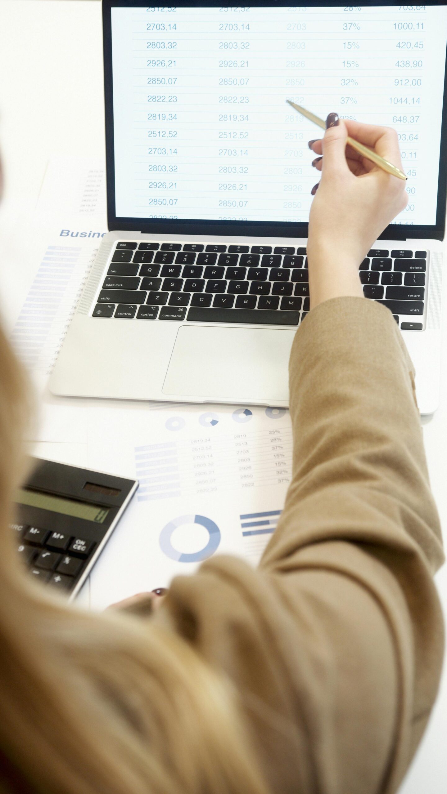 pexels-artempodrez-6779339